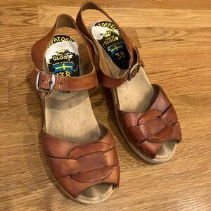 Brown Clog Sandals